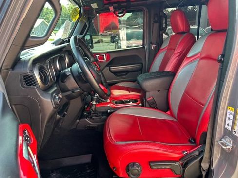 Used 2018 Jeep Wrangler Unlimited Sport S AWD/4WD image 37