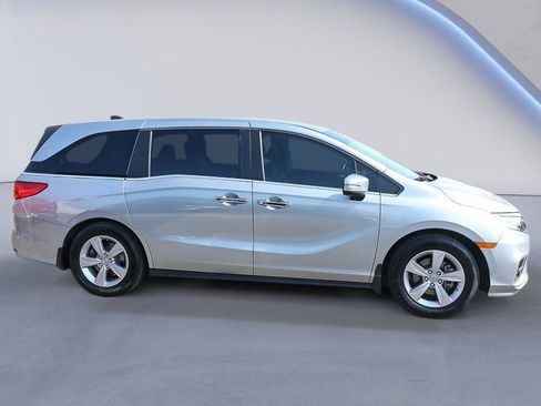 Used 2019 Honda Odyssey EX-L image 9