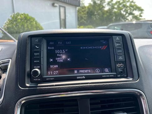 Used 2020 Dodge Grand Caravan GT image 17