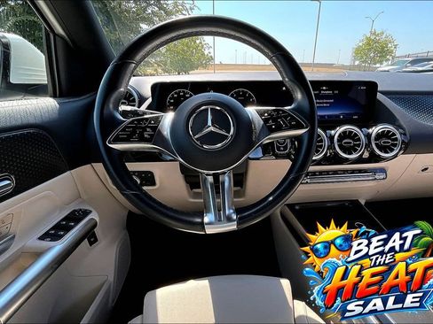 Used 2025 Mercedes-Benz GLA 250 image 6