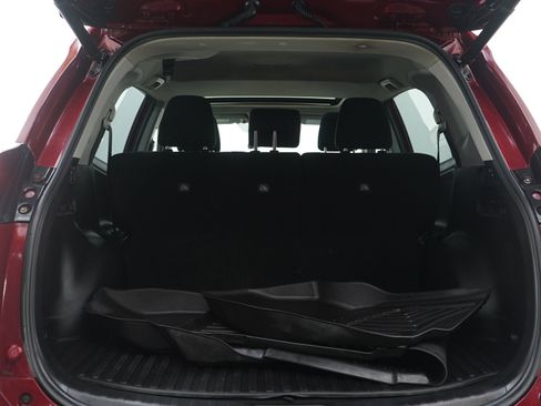 Used 2018 Toyota RAV4 XLE image 16