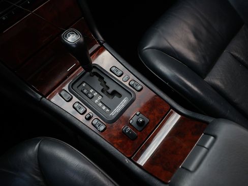 Used 1998 Mercedes-Benz E 320 E320 4DR SEDAN image 29