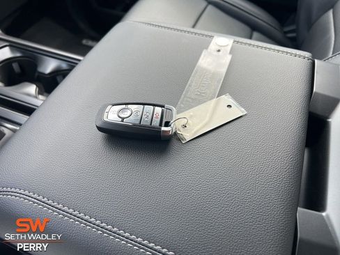 New 2025 Ford F150 Lariat w/ Equipment Group 502A High image 24