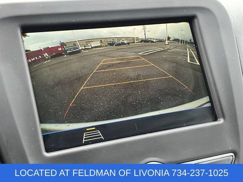 Used 2019 Chevrolet Equinox LT w/ Driver Convenience Package FWD image 14