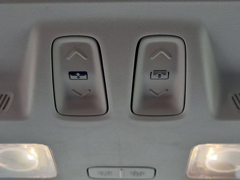 Used 2024 Ford Escape Active w/ Tech Pack #1 AWD/4WD image 32