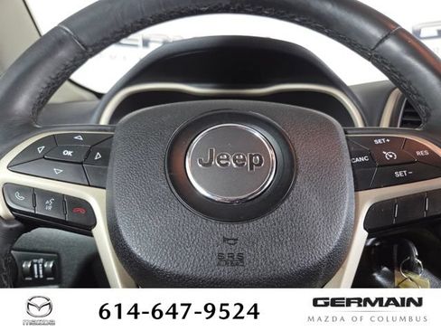 Used 2015 Jeep Cherokee Latitude w/ Trailer Tow Group AWD/4WD image 25