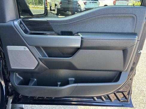 Used 2024 Ford F150 Lariat AWD/4WD image 15