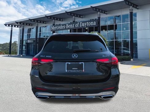 Certified 2025 Mercedes-Benz GLC 300 4MATIC image 5