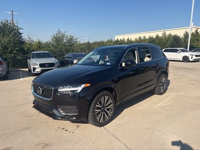 Used 2021 Volvo XC90 T6 Momentum w/ Advanced Package