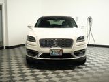 Used 2020 Lincoln Nautilus Reserve w/ Equipment Group 202A image 2