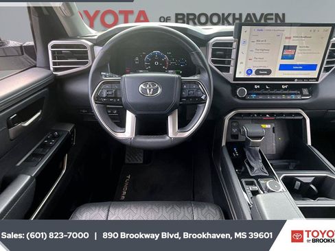 Used 2024 Toyota Tundra Limited w/ Power Package AWD/4WD image 5