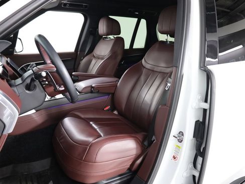 Used 2025 Land Rover Range Rover SE AWD/4WD image 39