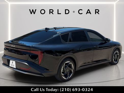 Certified 2025 Kia K4 EX FWD image 7