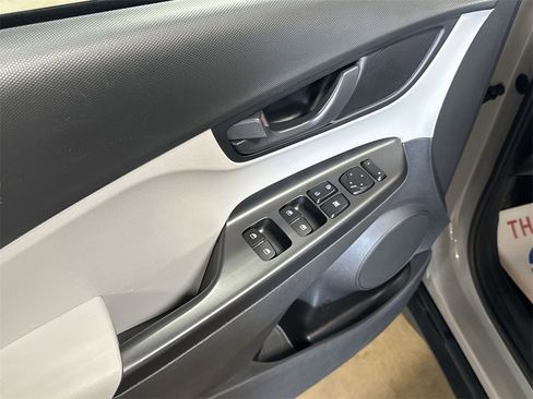 Used 2023 Hyundai Kona SEL w/ Cargo Package image 14