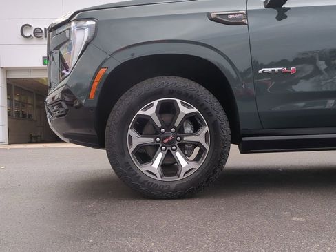 New 2026 GMC Yukon AT4 Ultimate w/ LPO, Floor Liner Package AWD/4WD image 16