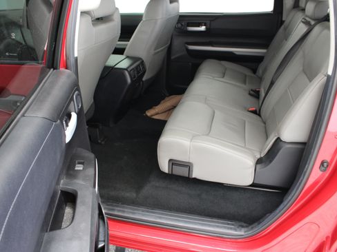 Used 2021 Toyota Tundra SR5 w/ SR5 Leather Package AWD/4WD image 29