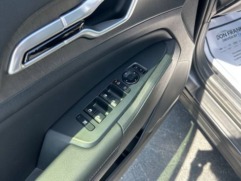 Certified 2026 Kia Sportage X-Line AWD/4WD image 11