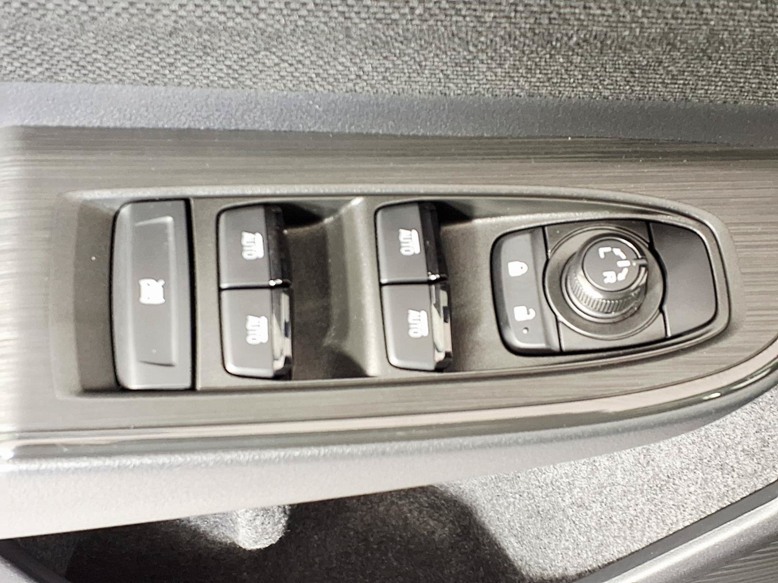Used 2026 Subaru Outback Limited AWD/4WD image 16