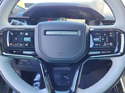 Used 2026 Land Rover Range Rover Velar S image 18