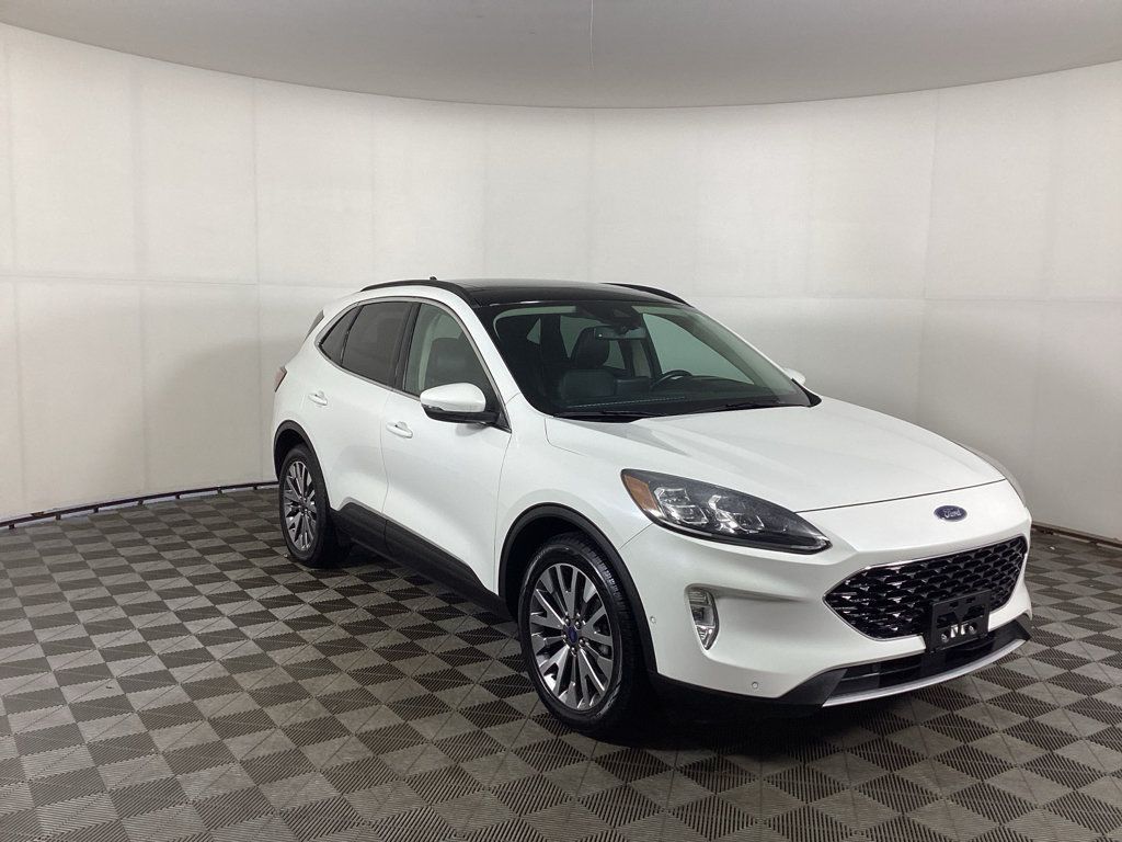 Used 2020 Ford Escape Titanium w/ Titanium Premium Package 2.0 AWD/4WD image 1