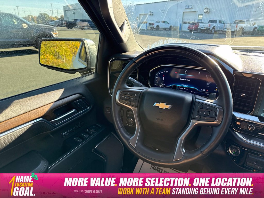 Used 2024 Chevrolet Silverado 1500 High Country AWD/4WD image 15