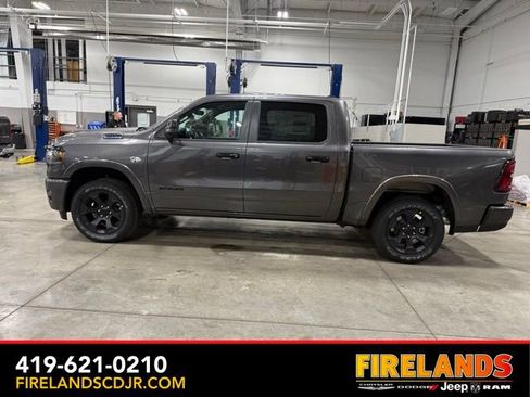 New 2026 RAM 1500 Big Horn w/ Night Edition image 7