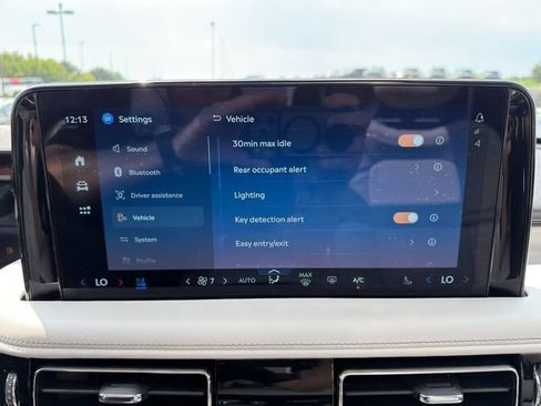Used 2025 Lincoln Aviator Reserve w/ Equipment Group 201A AWD/4WD image 38