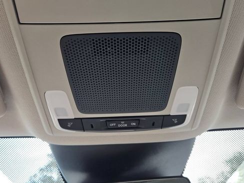 Used 2023 Honda Pilot EX-L image 21