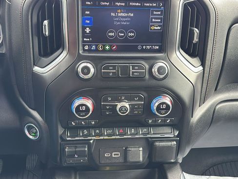 Used 2020 GMC Sierra 1500 AT4 image 33