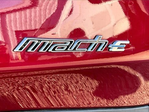 Used 2025 Ford Mustang Mach-E Premium image 9