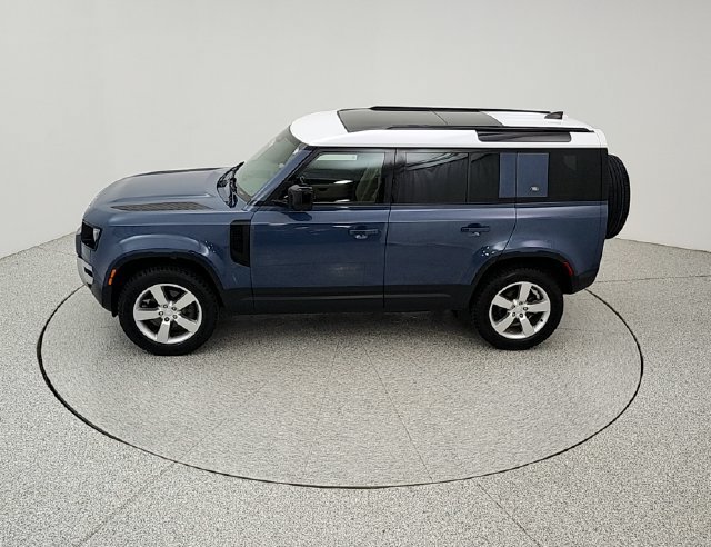 Used 2023 Land Rover Defender 110 S AWD/4WD image 20