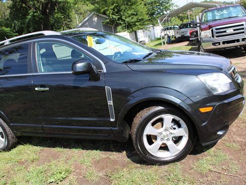 Used 2014 Chevrolet Captiva Sport LTZ FWD image 4
