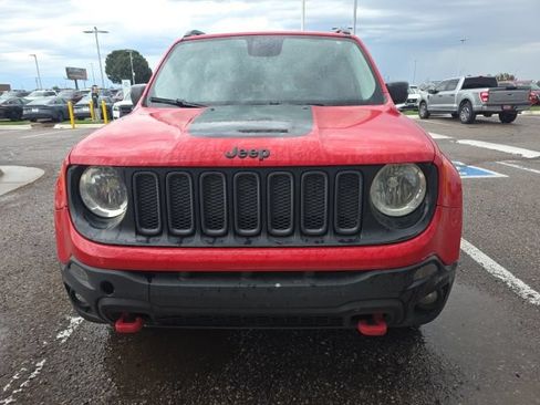 Used 2017 Jeep Renegade Trailhawk w/ Popular Equipment Group AWD/4WD image 2
