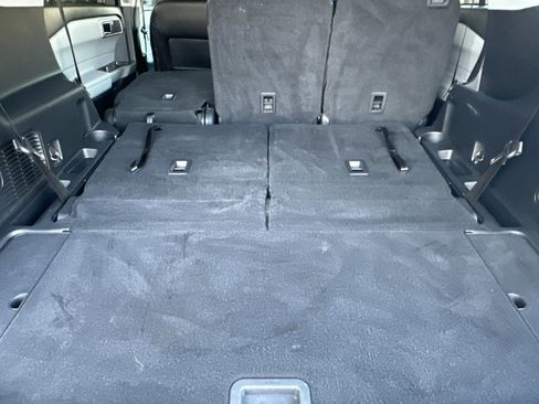 Certified 2022 Ford Explorer XLT w/ Equipment Group 202A image 17