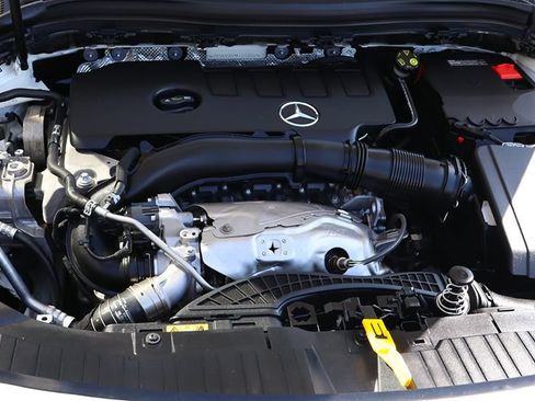 Used 2021 Mercedes-Benz GLA 250 w/ Premium Package image 58