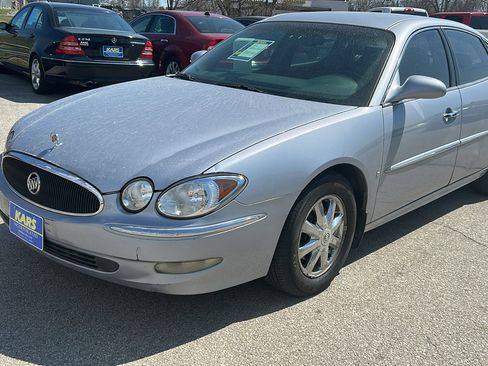 Used 2006 Buick LaCrosse CXL w/ Driver Confidence Package image 2