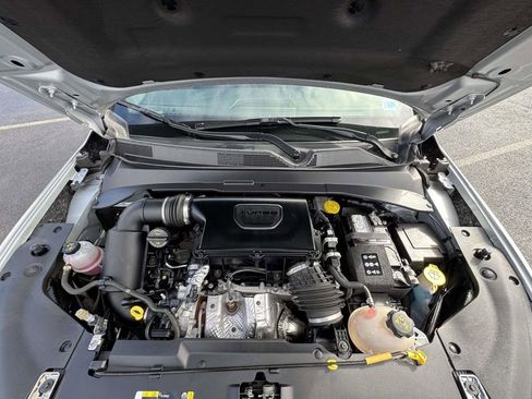 Used 2025 Jeep Compass Limited w/ Elite Group image 12