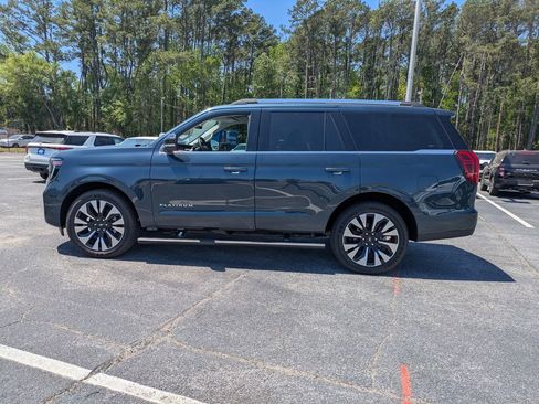 New 2026 Ford Expedition Platinum w/ Driver's Package AWD/4WD image 7