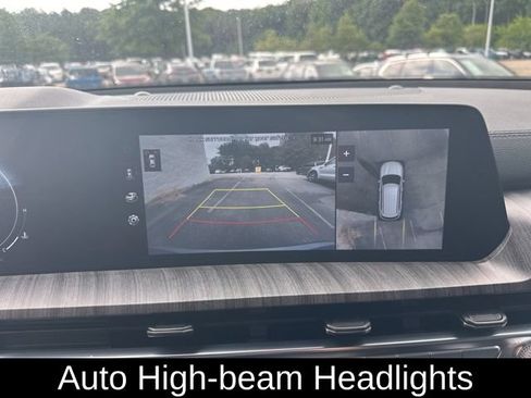 Used 2024 Kia Telluride SX w/ Towing Package FWD image 25
