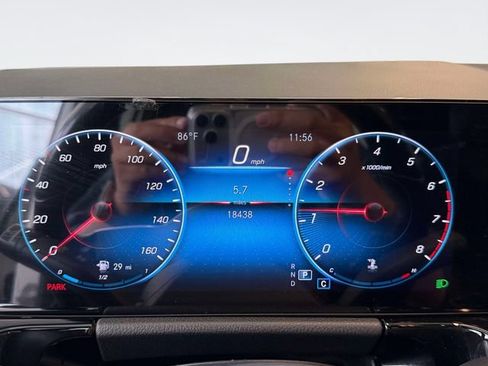Certified 2022 Mercedes-Benz GLA 250 4MATIC image 25