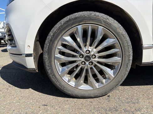 Used 2021 Ford Edge Titanium w/ Equipment Group 301A image 9