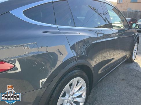 Used 2017 Tesla Model X 100D image 89