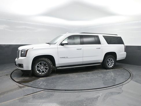 Used 2017 GMC Yukon XL SLT image 46