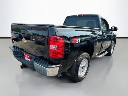 Used 2009 Chevrolet Silverado 1500 LT AWD/4WD image 6