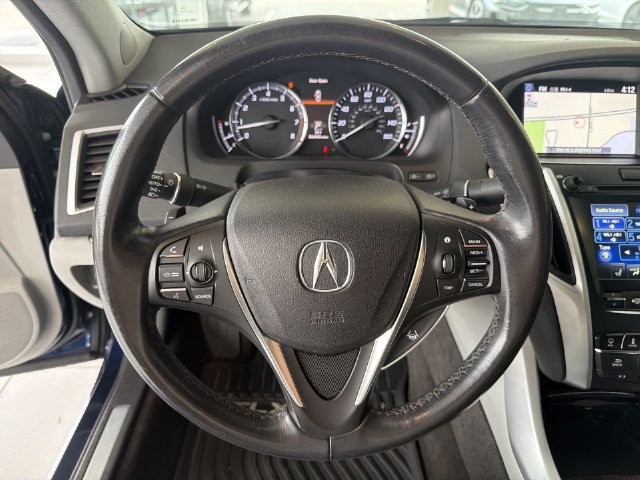 Used 2017 Acura TLX w/ Technology Package FWD image 32