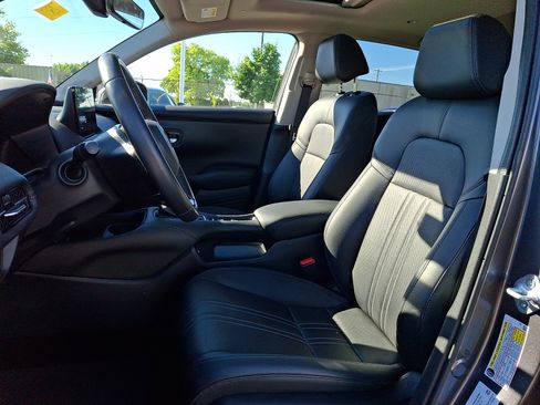 Used 2023 Honda HR-V EX-L image 13
