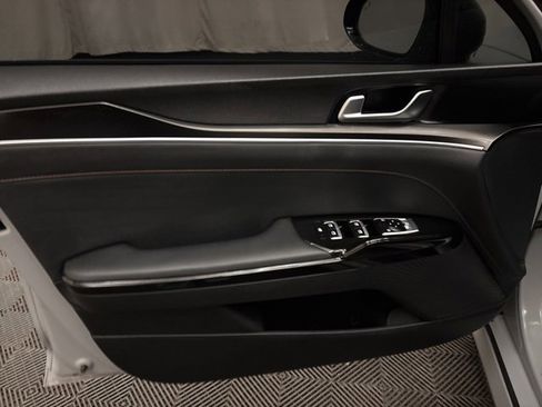 Used 2023 Kia K5 GT image 10