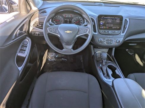 Certified 2025 Chevrolet Malibu LT image 16