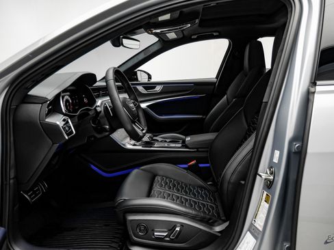 Used 2025 Audi RS 6 performance image 33