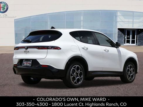 New 2025 Alfa Romeo Tonale w/ Premium Package image 6